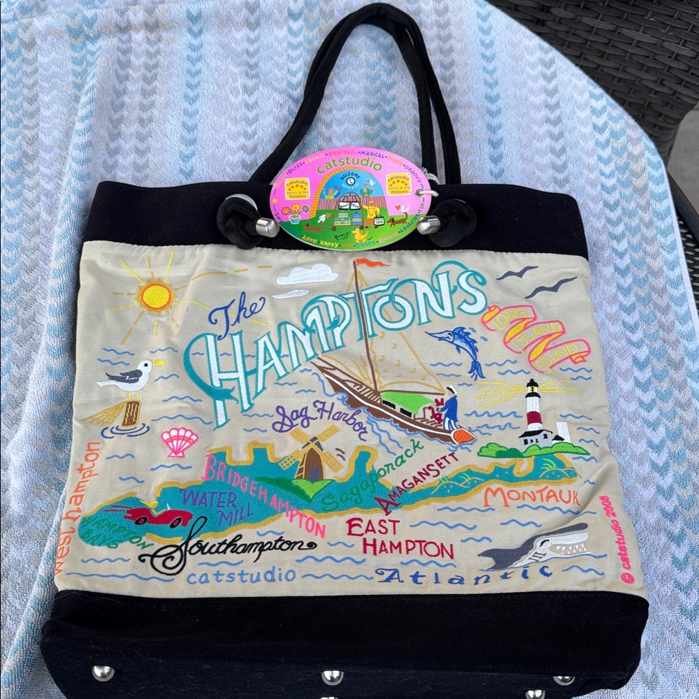 Catstudio Emboldened Hamptons Tote bag & multiple pockets and zippered closures